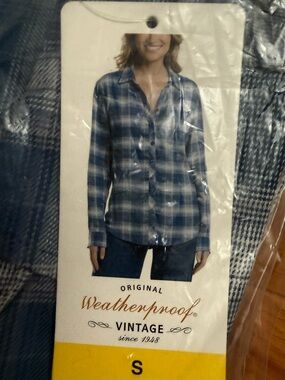 Weatherproof Women's Blue Plaid Button-Up Shirt